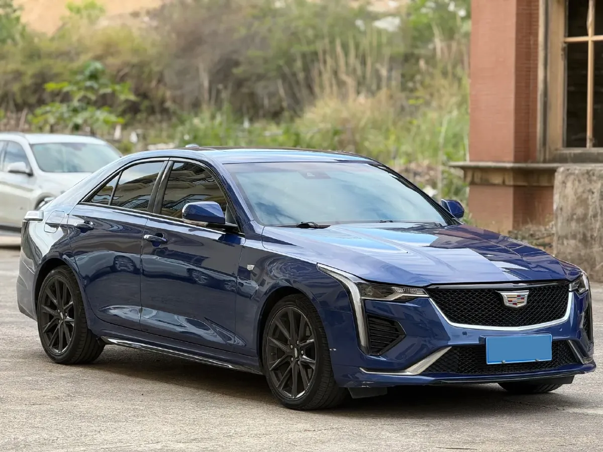 2022 Cadillac CT4 2.0T 237HP L4 8AT,autocango,china used car exporter,china ev exporter,chinese used car exporter,chinese used ev exporter