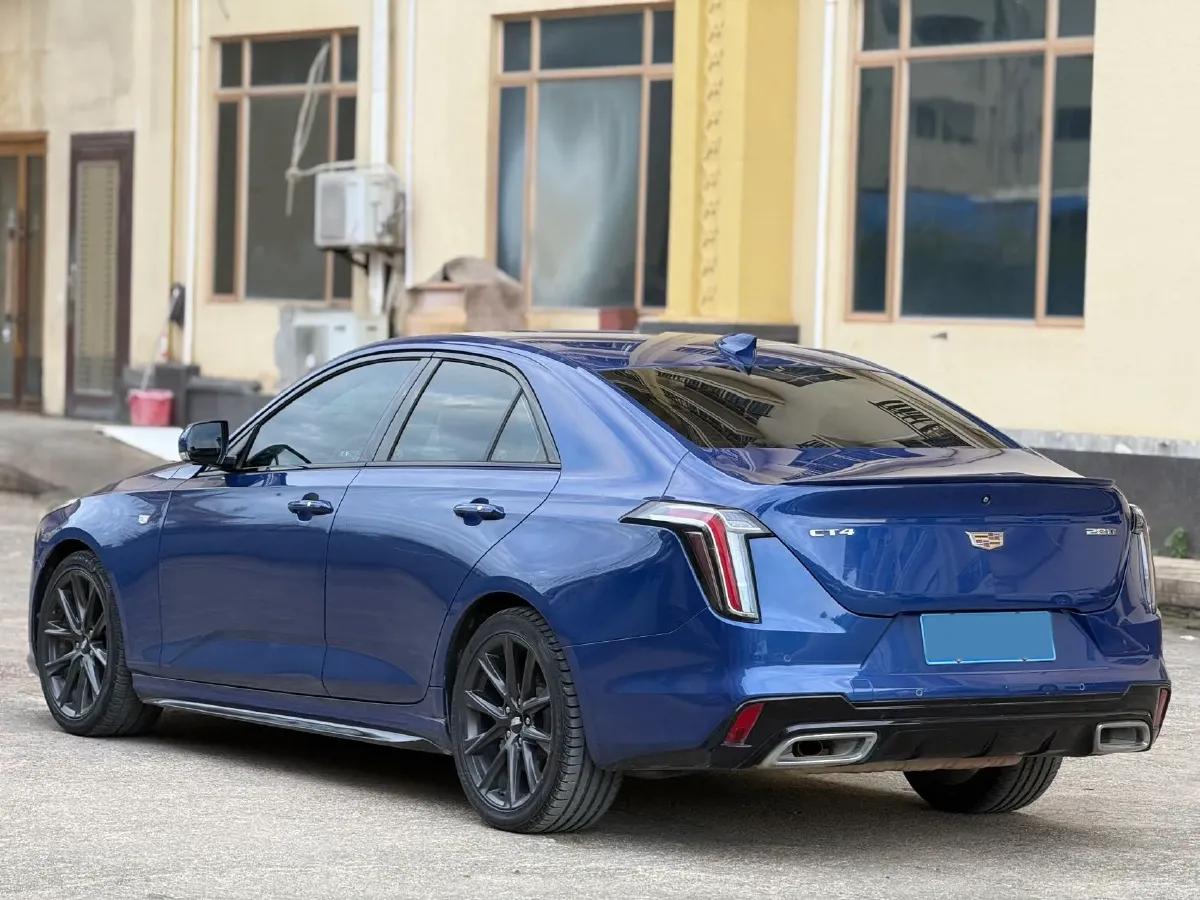 2022 Cadillac CT4 2.0T 237HP L4 8AT,autocango,china used car exporter,china ev exporter,chinese used car exporter,chinese used ev exporter