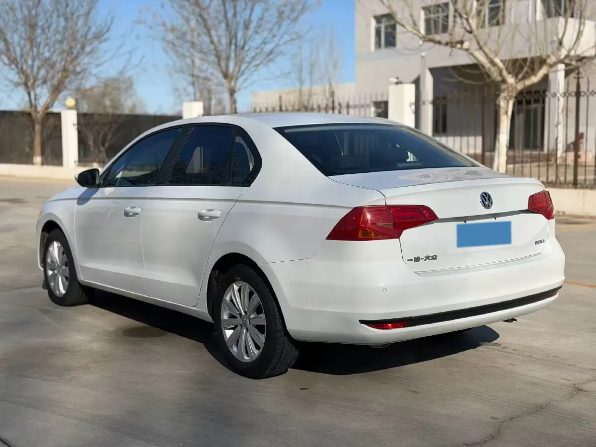 2019 Bestune T77 1.2T 143HP L4 7DCT,autocango,china used car exporter,china ev exporter,chinese used car exporter,chinese used ev exporter