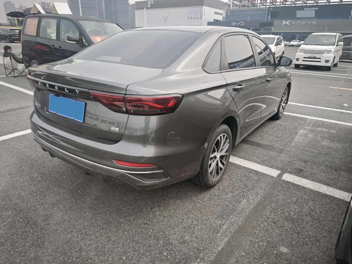 2022 Geely Emgrand 1.5L 114HP L4 5MT,autocango,china used car exporter,china ev exporter,chinese used car exporter,chinese used ev exporter