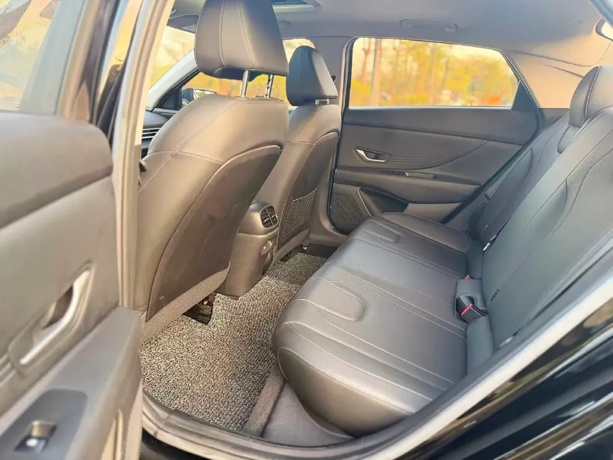 2022 Hyundai Elantra 1.5L 115HP L4 CVT,autocango,china used car exporter,china ev exporter,chinese used car exporter,chinese used ev exporter