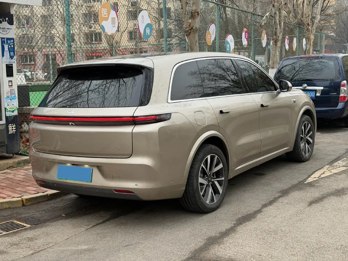 2023 Li L7 Range Extended 154HP REEV 40.9KWH,autocango,china used car exporter,china ev exporter,chinese used car exporter,chinese used ev exporter