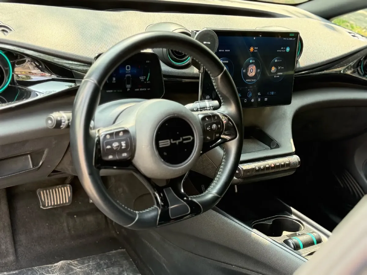 2023 BYD Dolphin BEV 44.928KWH,autocango,china used car exporter,china ev exporter,chinese used car exporter,chinese used ev exporter