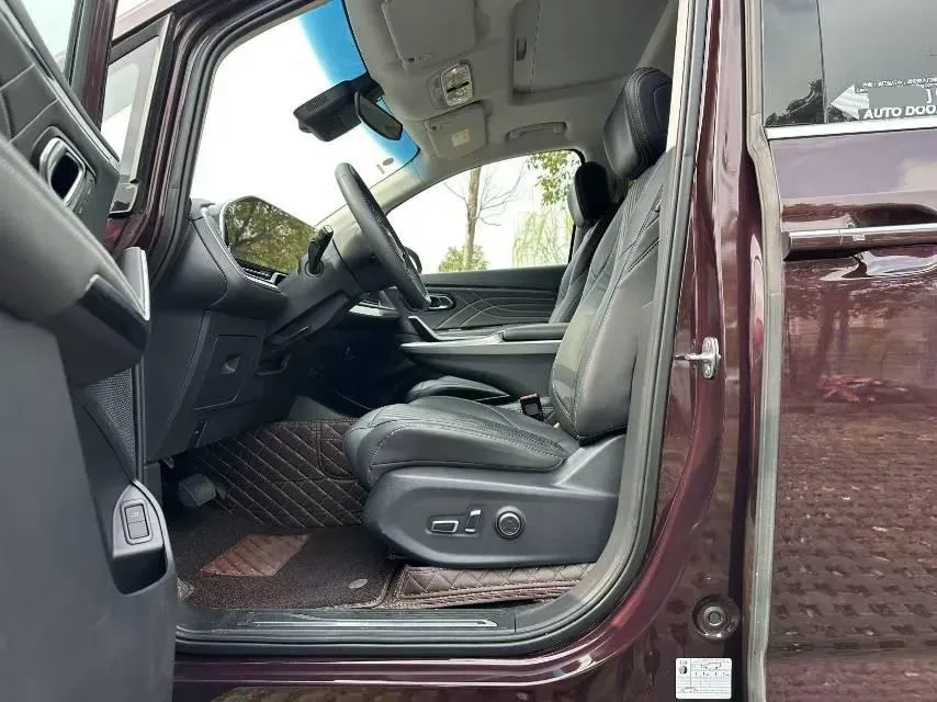 2022 MAXUS G90 2.0T 234HP L4 8AT,autocango,china used car exporter,china ev exporter,chinese used car exporter,chinese used ev exporter