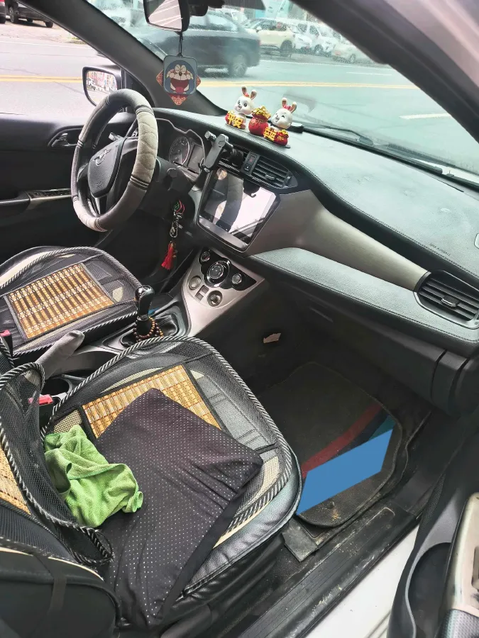 2017 HaiMa M3 1.5L 112HP L4 5MT,autocango,china used car exporter,china ev exporter,chinese used car exporter,chinese used ev exporter