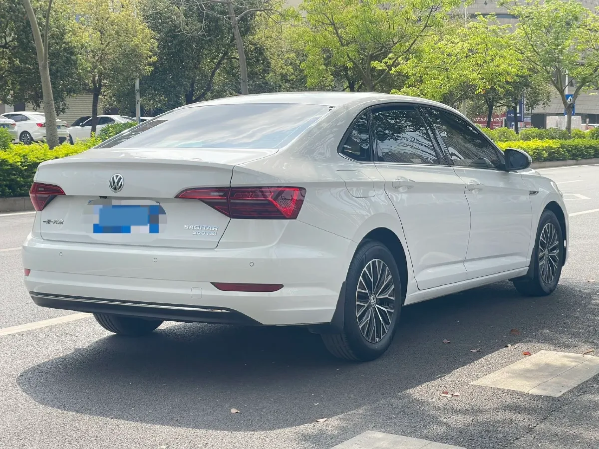 2019 Jeep Renegade 1.3T 173HP L4 7DCT,autocango,china used car exporter,china ev exporter,chinese used car exporter,chinese used ev exporter