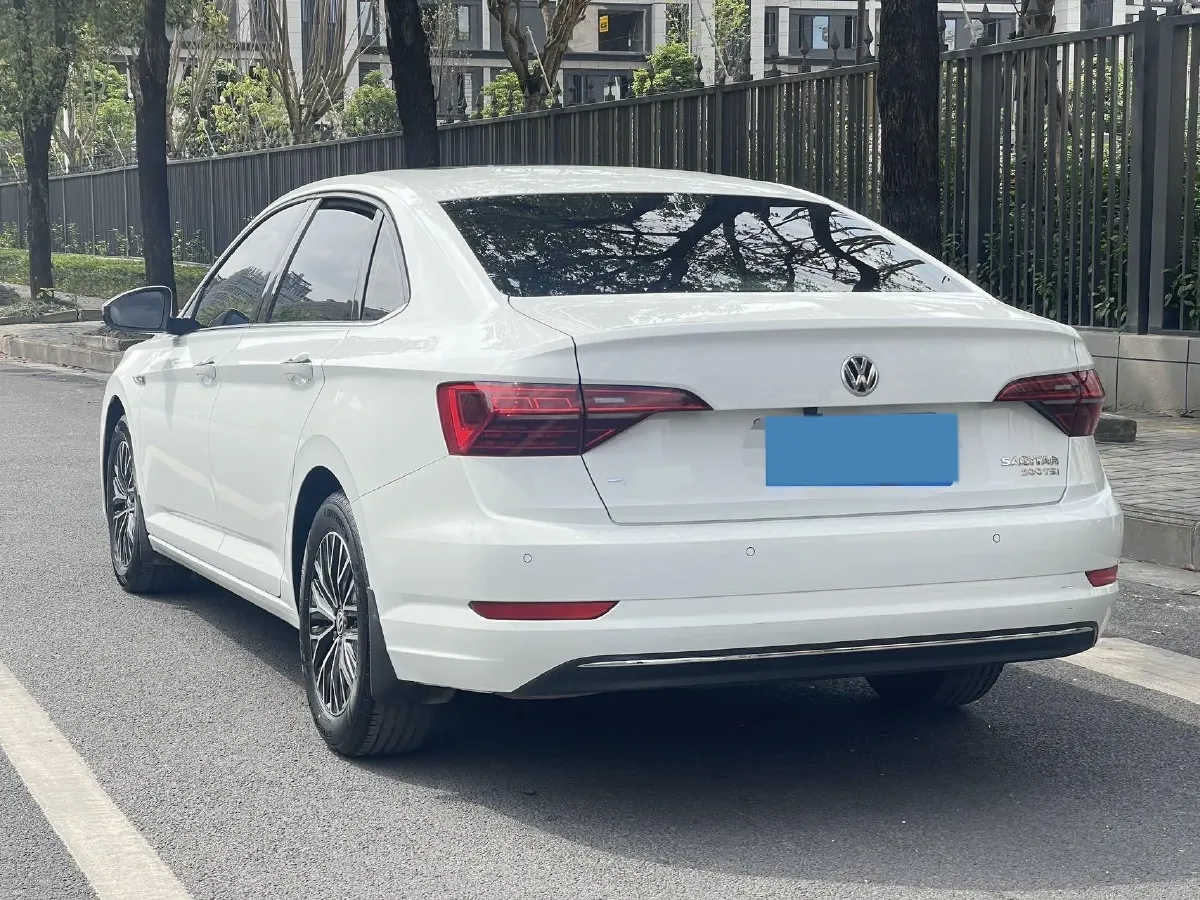 2019 Jeep Renegade 1.3T 173HP L4 7DCT,autocango,china used car exporter,china ev exporter,chinese used car exporter,chinese used ev exporter