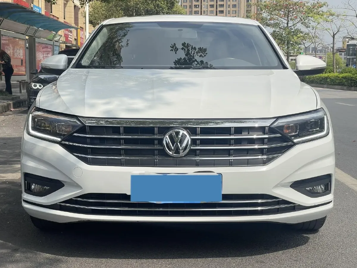 2019 Jeep Renegade 1.3T 173HP L4 7DCT,autocango,china used car exporter,china ev exporter,chinese used car exporter,chinese used ev exporter