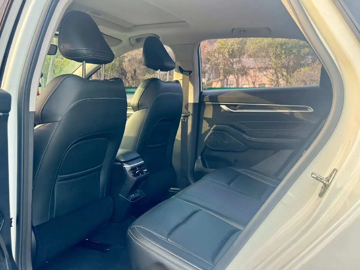 2023 Geely Emgrand 1.5L 127HP L4 CVT,autocango,china used car exporter,china ev exporter,chinese used car exporter,chinese used ev exporter