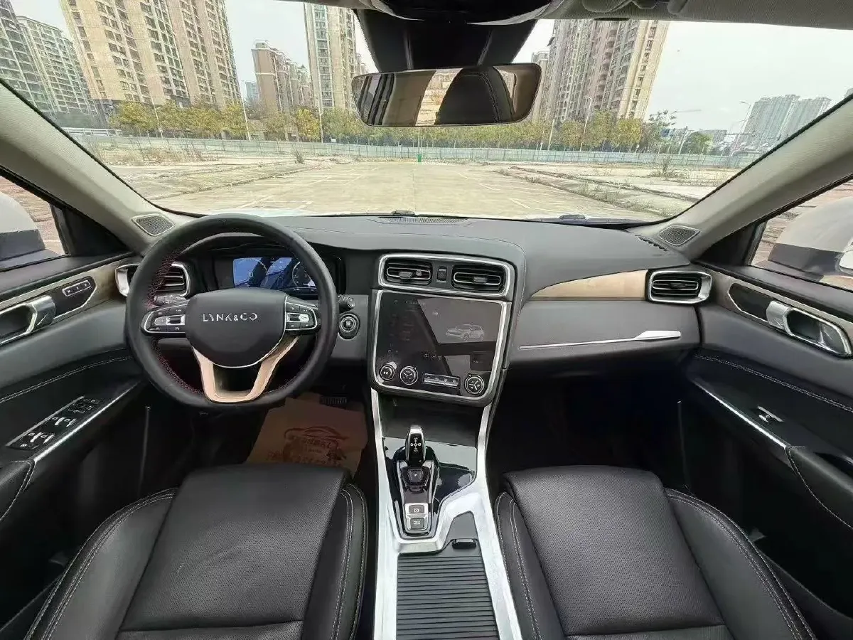 2019 LYNK&CO 01 2.0T 190HP L4 6AT,autocango,china used car exporter,china ev exporter,chinese used car exporter,chinese used ev exporter