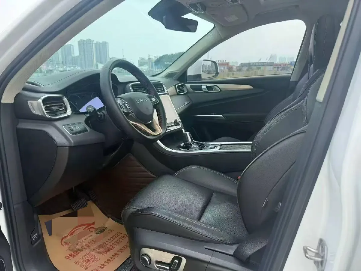 2019 LYNK&CO 01 2.0T 190HP L4 6AT,autocango,china used car exporter,china ev exporter,chinese used car exporter,chinese used ev exporter