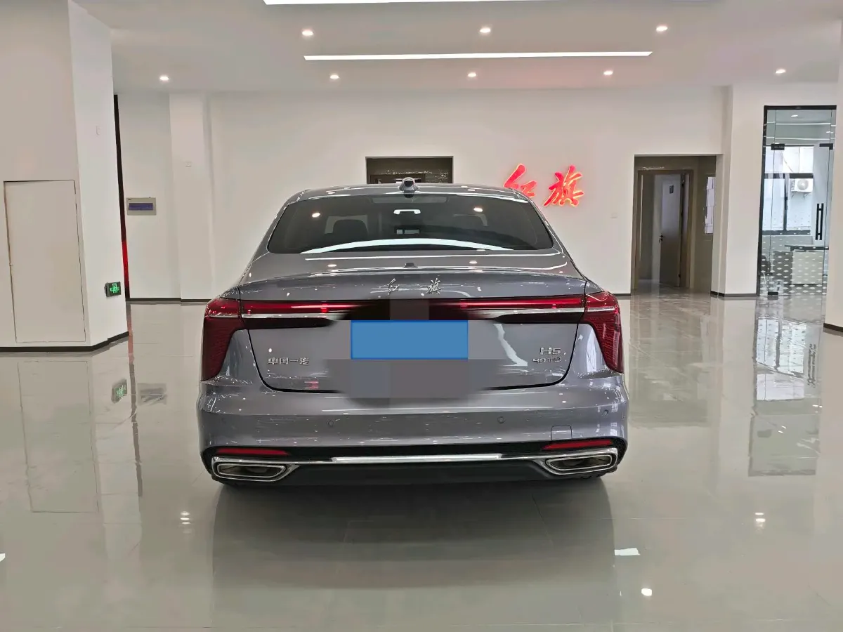 2025 HongQi H5 1.5T 169HP L4 1DHT Hybrid,autocango,china used car exporter,china ev exporter,chinese used car exporter,chinese used ev exporter