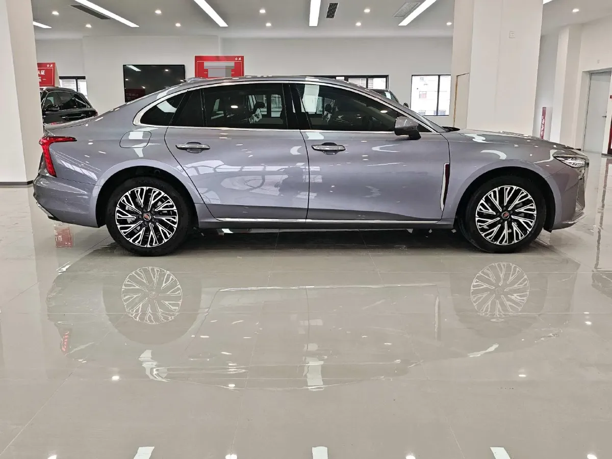 2025 HongQi H5 1.5T 169HP L4 1DHT Hybrid,autocango,china used car exporter,china ev exporter,chinese used car exporter,chinese used ev exporter