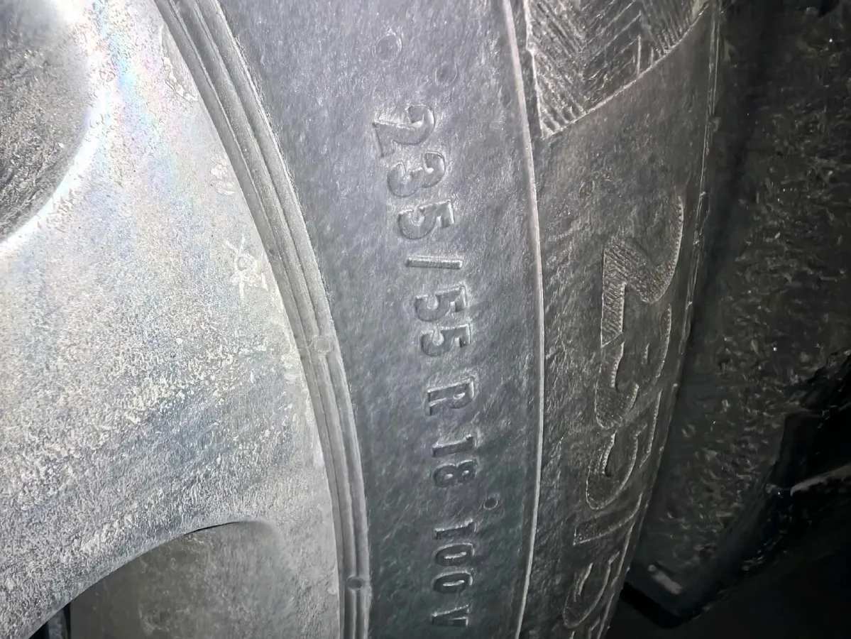 2023 HongQi HQ9 2.0T 252HP L4 8AT,autocango,china used car exporter,china ev exporter,chinese used car exporter,chinese used ev exporter