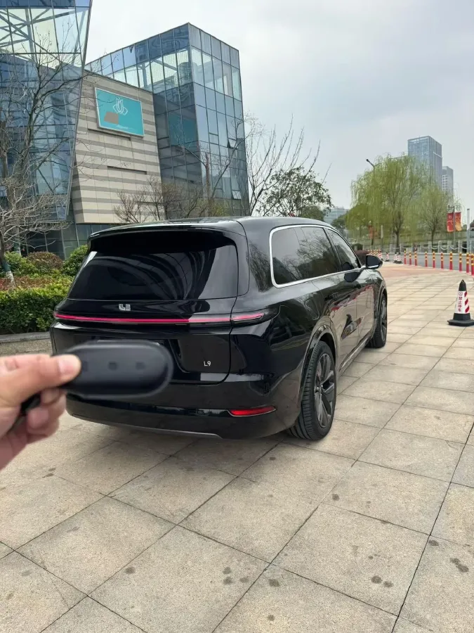 2024 Land Rover Range Rover Evoque 1.5T 200HP L3 8AT PHEV 15.5KWH,autocango,china used car exporter,china ev exporter,chinese used car exporter,chinese used ev exporter