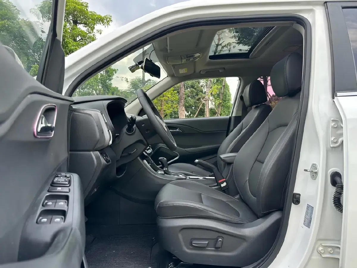 2018 Hyundai ix35 2.0L 160HP L4 6AT,autocango,china used car exporter,china ev exporter,chinese used car exporter,chinese used ev exporter