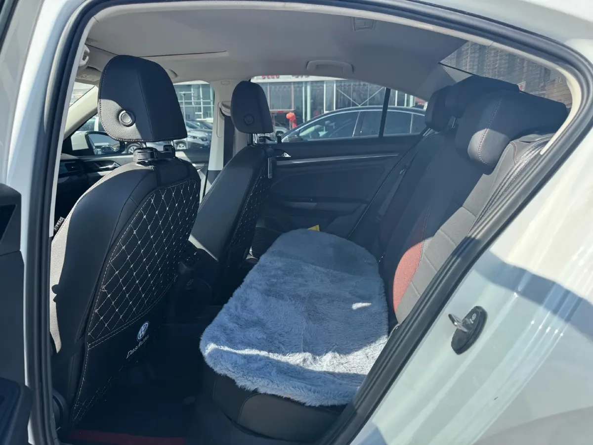 2021 Volkswagen Bora 1.5L 113HP L4 6AT,autocango,china used car exporter,china ev exporter,chinese used car exporter,chinese used ev exporter