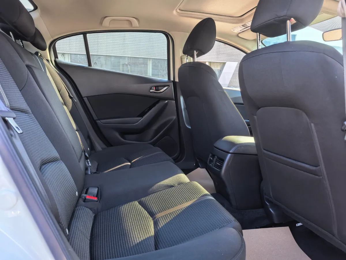 2017 Mazda 3 Axela 1.5L 117HP L4 6AT,autocango,china used car exporter,china ev exporter,chinese used car exporter,chinese used ev exporter