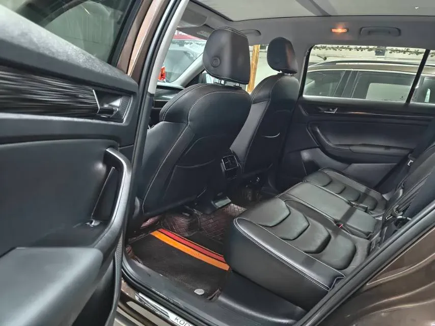 2017 Skoda Kodiak 1.8T 180HP L4 7DCT,autocango,china used car exporter,china ev exporter,chinese used car exporter,chinese used ev exporter