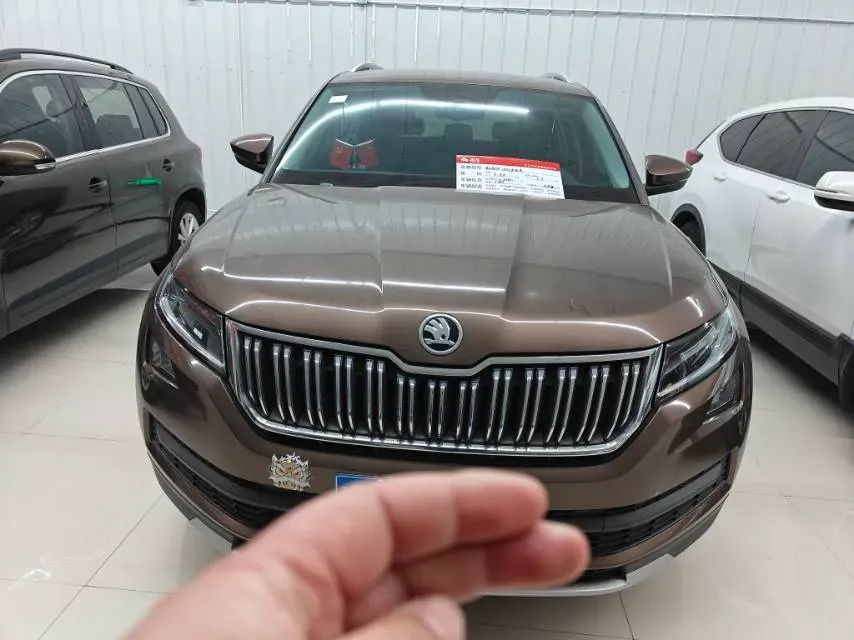 2017 Skoda Kodiak 1.8T 180HP L4 7DCT,autocango,china used car exporter,china ev exporter,chinese used car exporter,chinese used ev exporter