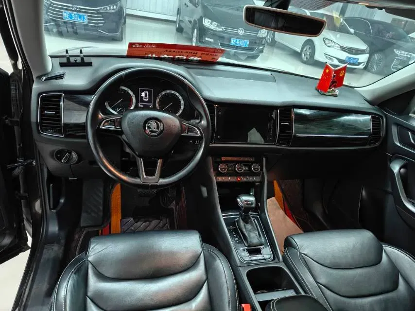 2017 Skoda Kodiak 1.8T 180HP L4 7DCT,autocango,china used car exporter,china ev exporter,chinese used car exporter,chinese used ev exporter