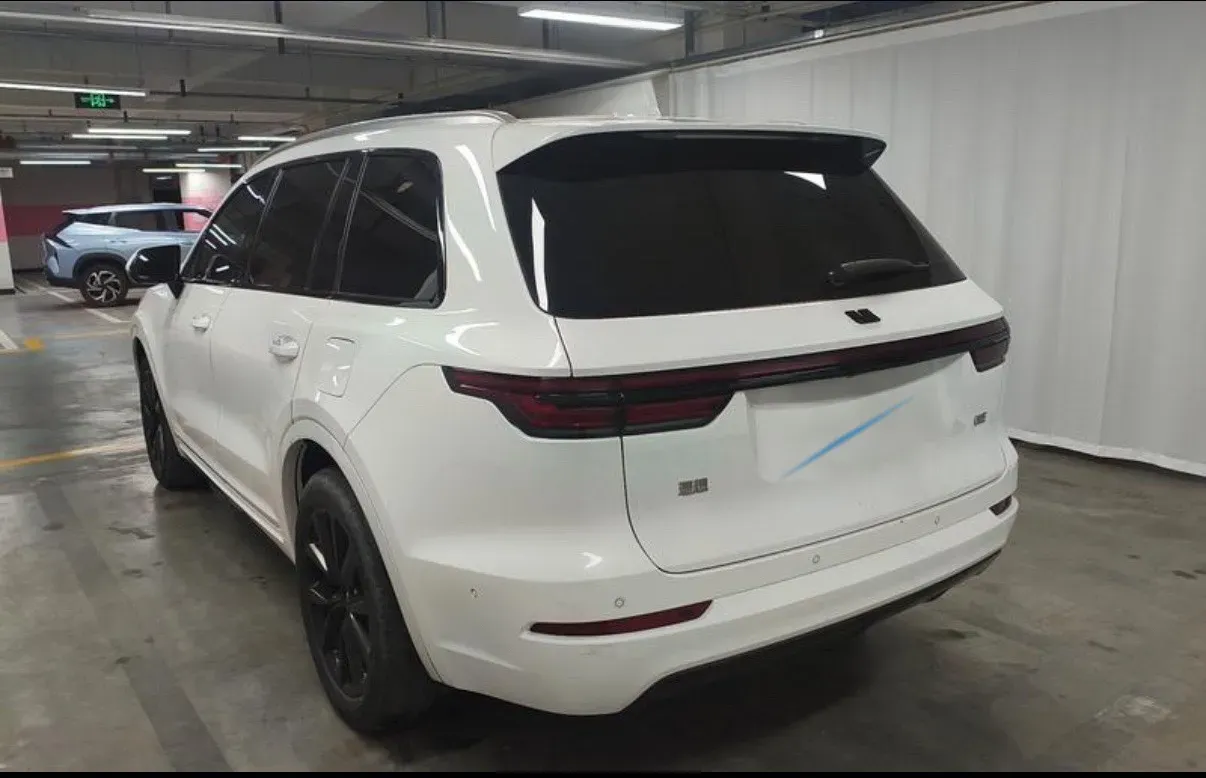 2021 Li ONE Range Extended 131HP REEV 40.5KWH,autocango,china used car exporter,china ev exporter,chinese used car exporter,chinese used ev exporter
