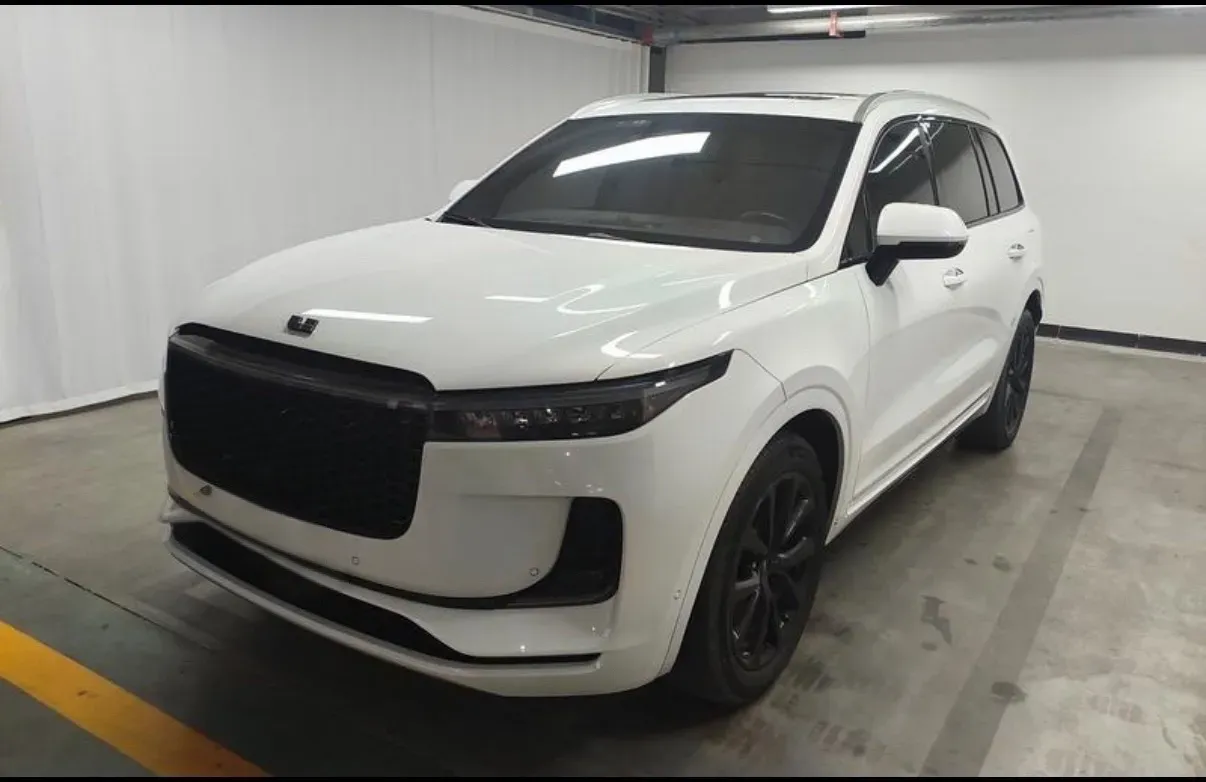 2021 Li ONE Range Extended 131HP REEV 40.5KWH,autocango,china used car exporter,china ev exporter,chinese used car exporter,chinese used ev exporter