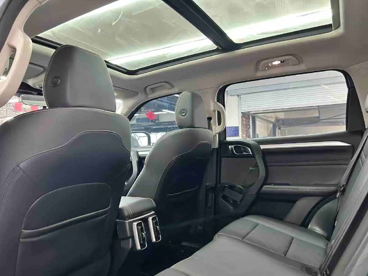 2021 Haval Dargo 2.0T 211HP L4 7DCT,autocango,china used car exporter,china ev exporter,chinese used car exporter,chinese used ev exporter