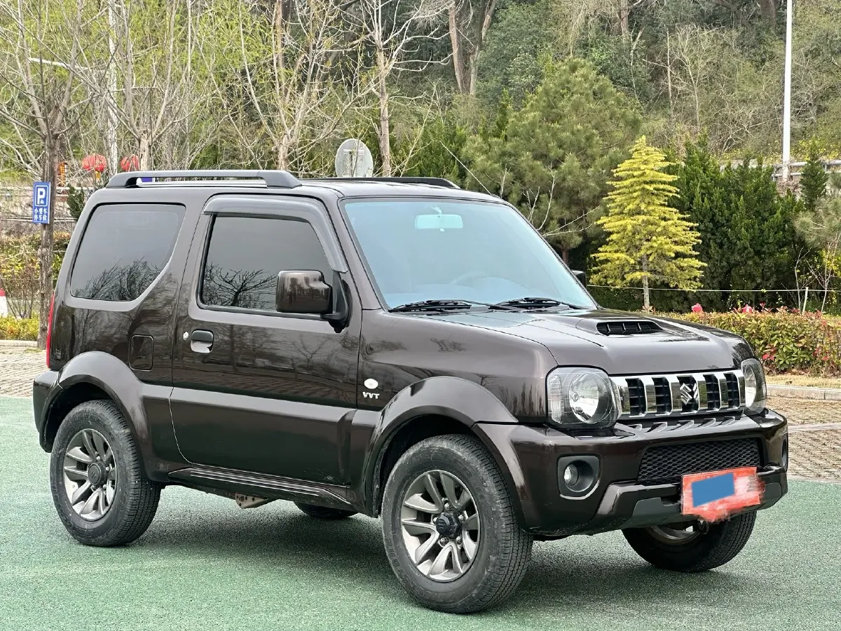 2015 Suzuki Jimny 1.3L 85HP L4 4AT,autocango,china used car exporter,china ev exporter,chinese used car exporter,chinese used ev exporter