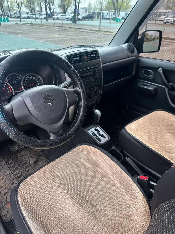 2015 Suzuki Jimny 1.3L 85HP L4 4AT,autocango,china used car exporter,china ev exporter,chinese used car exporter,chinese used ev exporter