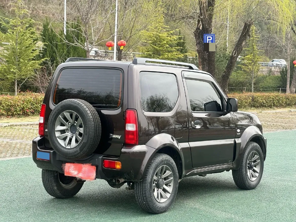 2015 Suzuki Jimny 1.3L 85HP L4 4AT,autocango,china used car exporter,china ev exporter,chinese used car exporter,chinese used ev exporter