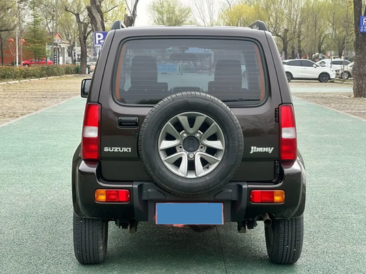 2015 Suzuki Jimny 1.3L 85HP L4 4AT,autocango,china used car exporter,china ev exporter,chinese used car exporter,chinese used ev exporter