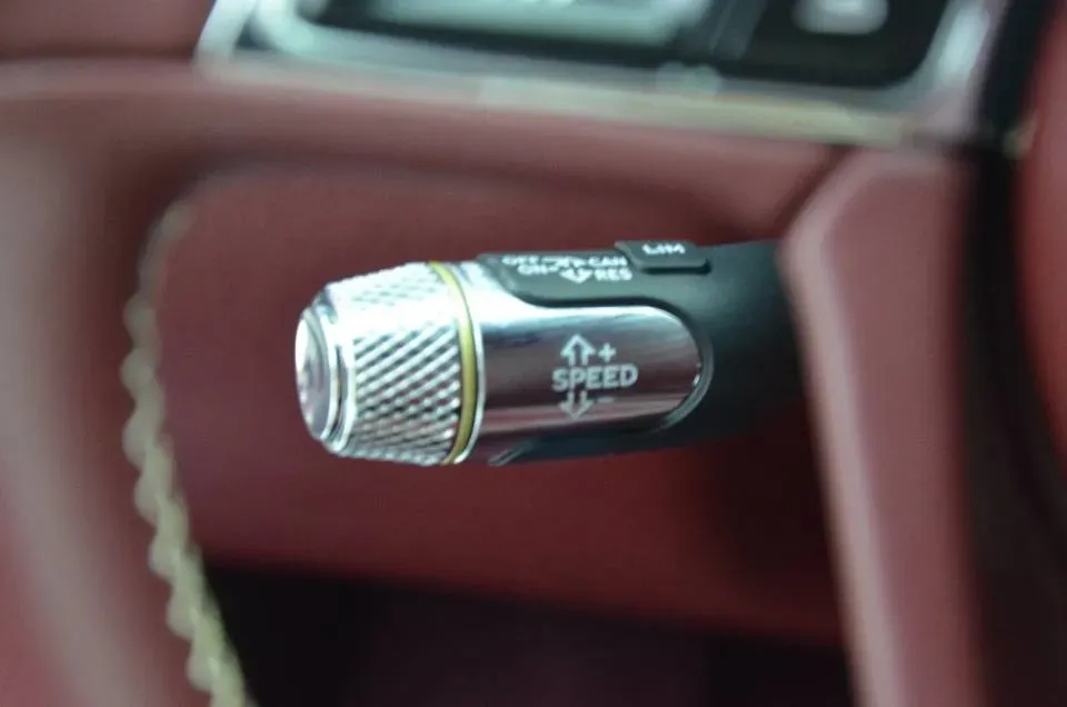 2020 Bentley Flying Spur 6.0T 635HP W12 8DCT,autocango,china used car exporter,china ev exporter,chinese used car exporter,chinese used ev exporter