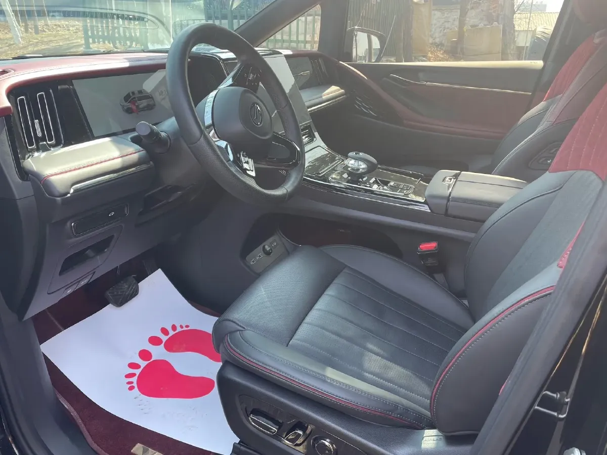 2023 GAC Trumpchi M8 2.0T 252HP L4 8AT,autocango,china used car exporter,china ev exporter,chinese used car exporter,chinese used ev exporter