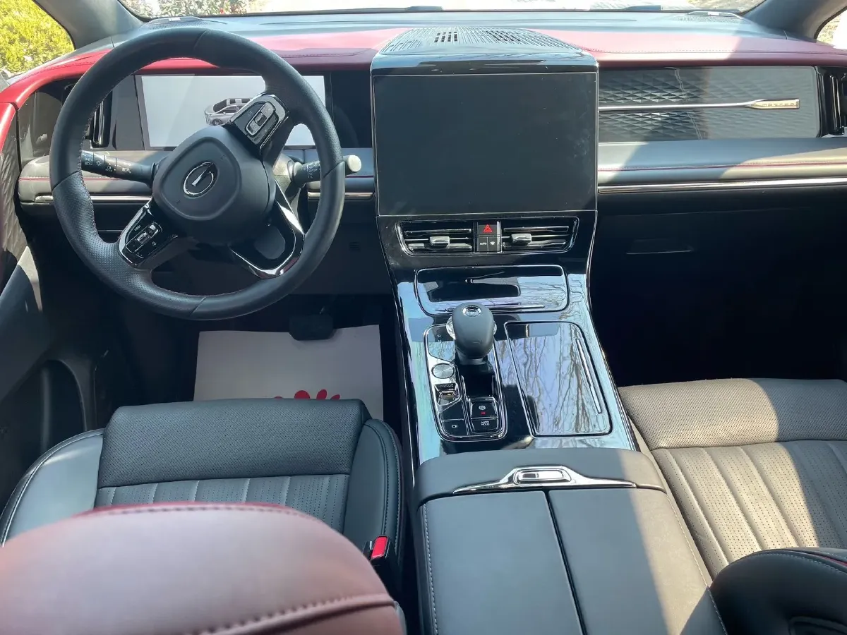 2023 GAC Trumpchi M8 2.0T 252HP L4 8AT,autocango,china used car exporter,china ev exporter,chinese used car exporter,chinese used ev exporter