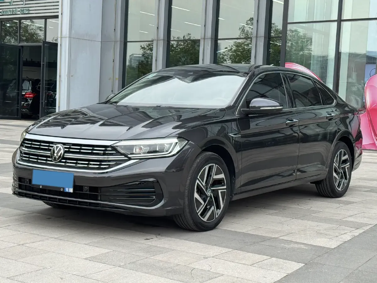 2023 Volkswagen Sagitar 1.5T 160HP L4 7DCT,autocango,china used car exporter,china ev exporter,chinese used car exporter,chinese used ev exporter