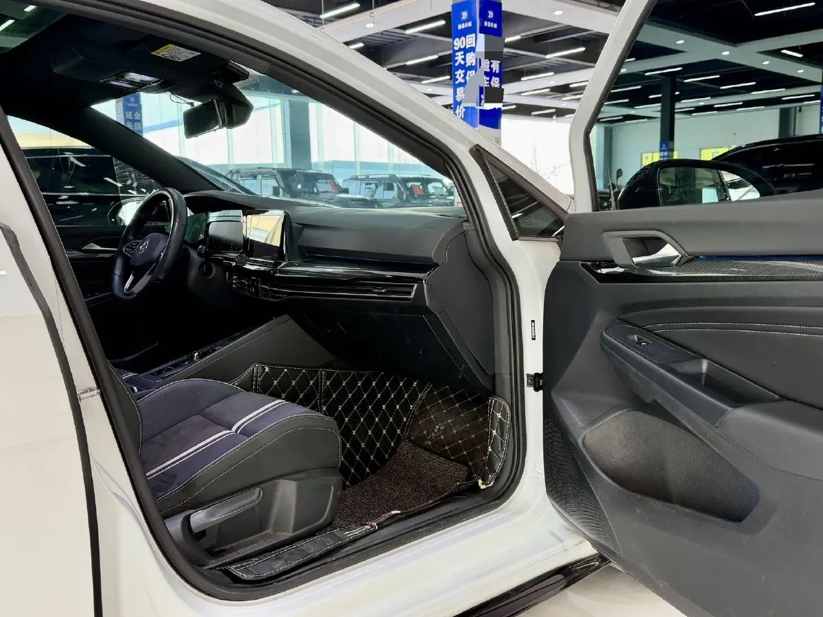 2021 Volkswagen Golf 1.4T 150HP L4 7DCT,autocango,china used car exporter,china ev exporter,chinese used car exporter,chinese used ev exporter