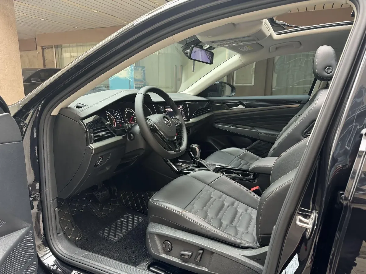 2019 Skoda Kodiak 2.0T 186HP L4 7DCT,autocango,china used car exporter,china ev exporter,chinese used car exporter,chinese used ev exporter