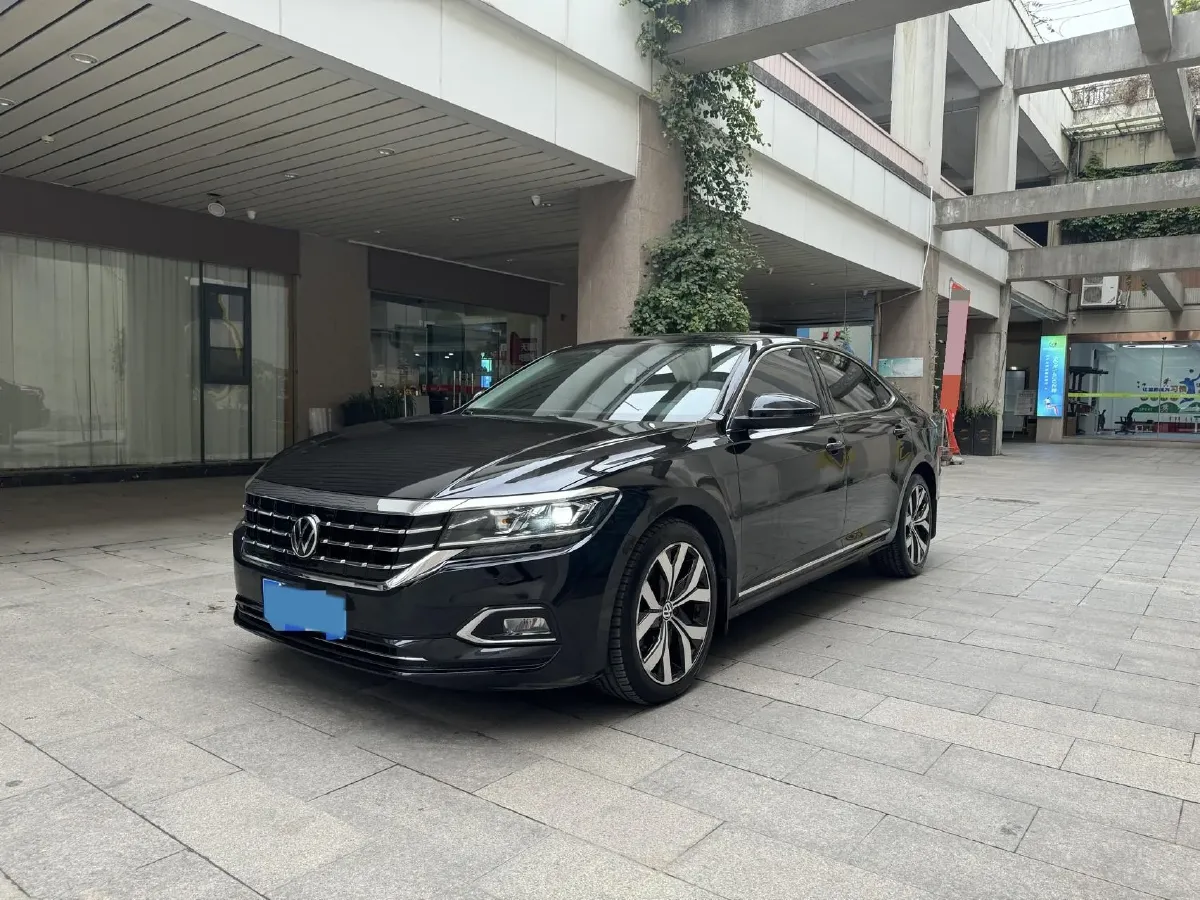 2019 Skoda Kodiak 2.0T 186HP L4 7DCT,autocango,china used car exporter,china ev exporter,chinese used car exporter,chinese used ev exporter