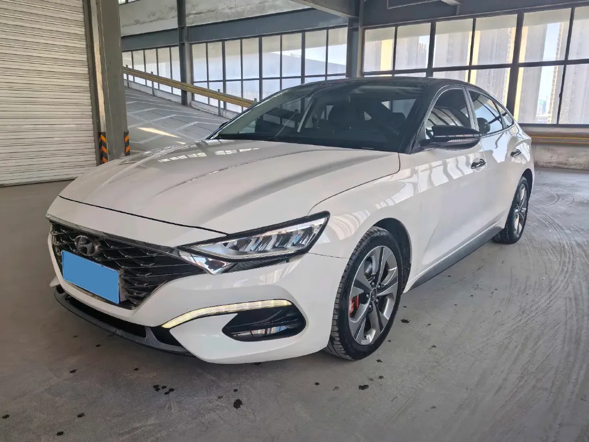 2019 Hyundai La Festa 1.6T 204HP L4 7DCT,autocango,china used car exporter,china ev exporter,chinese used car exporter,chinese used ev exporter