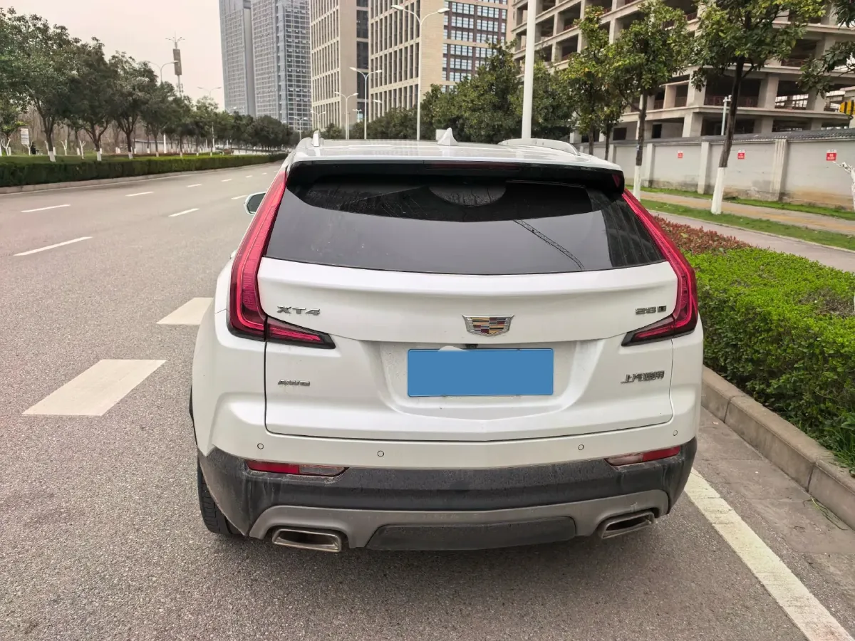 2020 Cadillac XT4 2.0T 241HP L4 9AT,autocango,china used car exporter,china ev exporter,chinese used car exporter,chinese used ev exporter