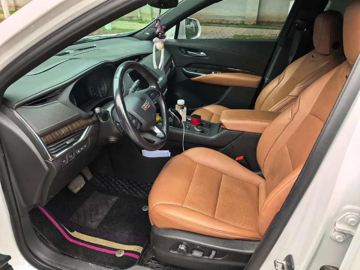 2020 Cadillac XT4 2.0T 241HP L4 9AT,autocango,china used car exporter,china ev exporter,chinese used car exporter,chinese used ev exporter