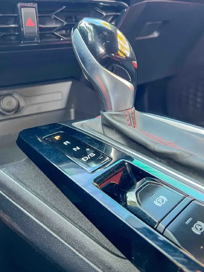 2021 MG 5 1.5L 120HP L4 CVT,autocango,china used car exporter,china ev exporter,chinese used car exporter,chinese used ev exporter