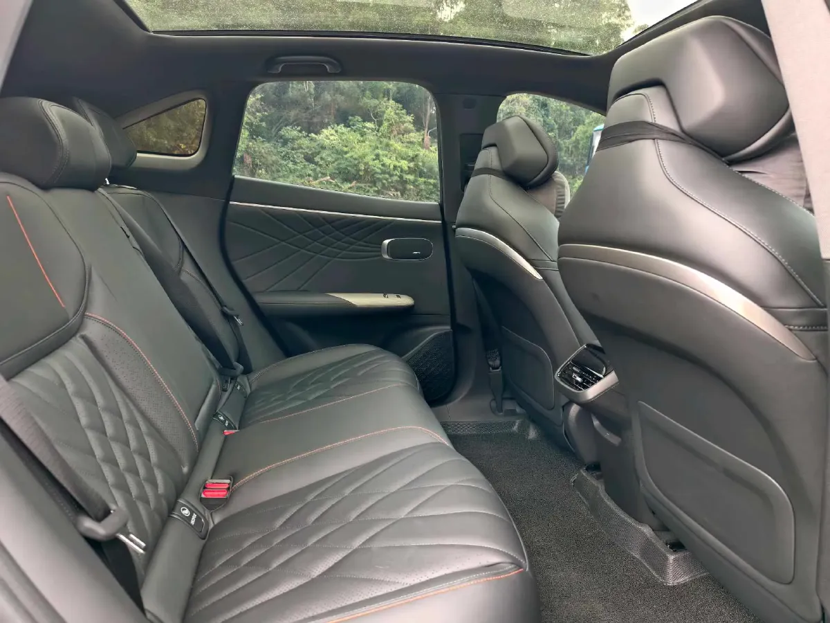 2023 Deepal S07 1.5L 95HP L4 REEV 31.73KWH,autocango,china used car exporter,china ev exporter,chinese used car exporter,chinese used ev exporter