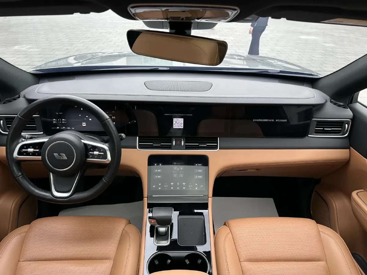 2021 Li ONE Range Extended 131HP REEV 40.5KWH,autocango,china used car exporter,china ev exporter,chinese used car exporter,chinese used ev exporter