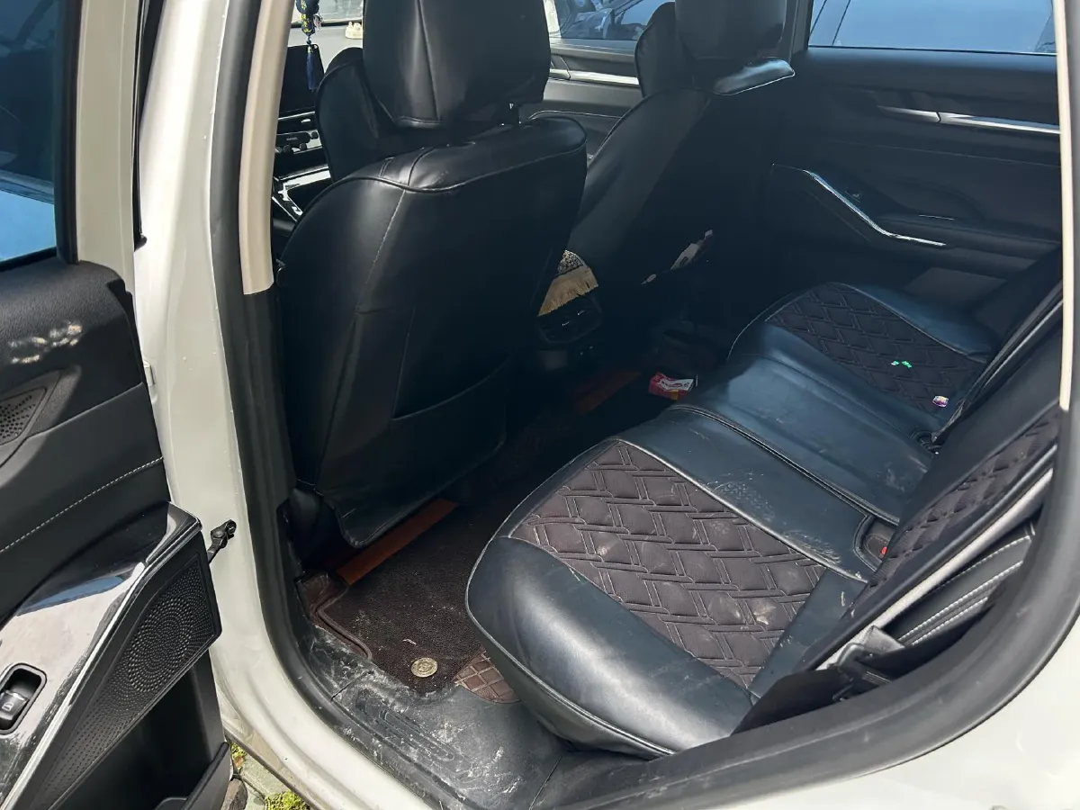 2021 Haval H6 2.0T 211HP L4 7DCT,autocango,china used car exporter,china ev exporter,chinese used car exporter,chinese used ev exporter