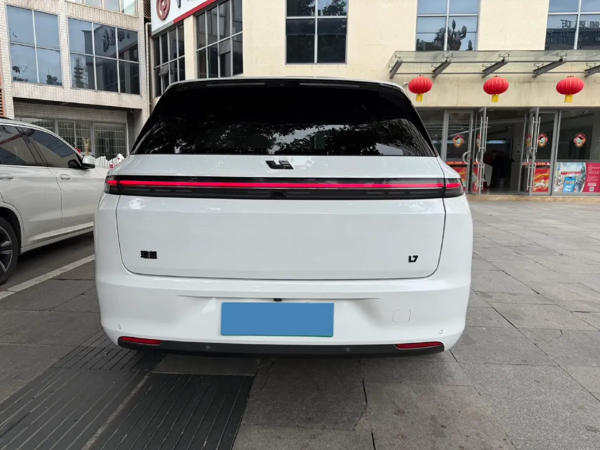 2023 Li L7 Range Extended 154HP REEV 40.9KWH,autocango,china used car exporter,china ev exporter,chinese used car exporter,chinese used ev exporter