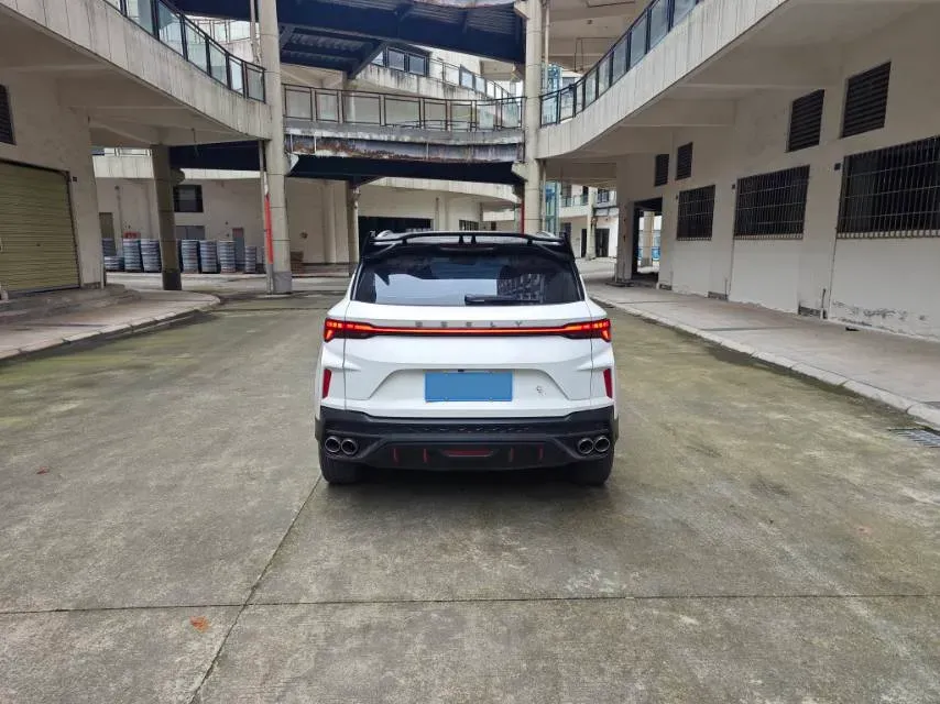 2022 Geely Coolray 1.5T 181HP L4 7DCT,autocango,china used car exporter,china ev exporter,chinese used car exporter,chinese used ev exporter