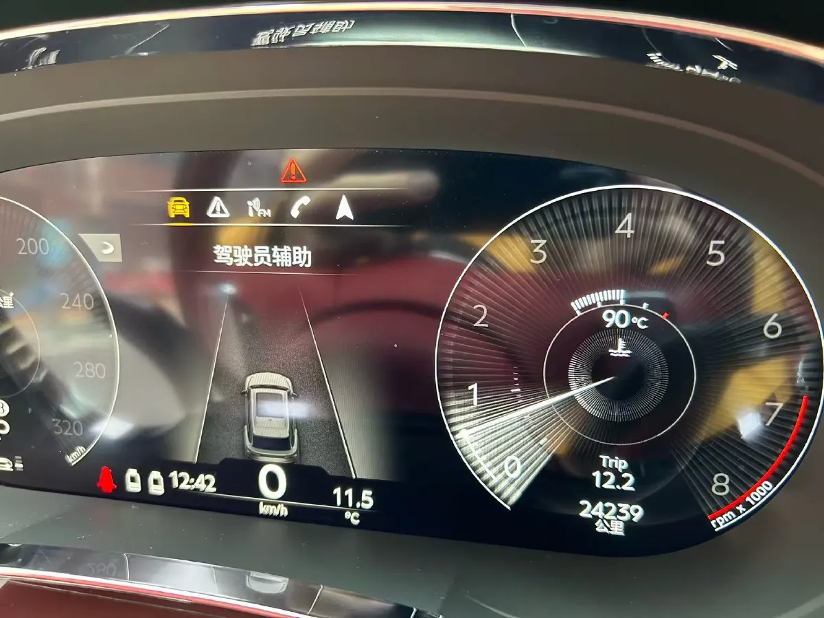 2021 Bentley Bentayga 4.0T 550HP V8 8AT,autocango,china used car exporter,china ev exporter,chinese used car exporter,chinese used ev exporter