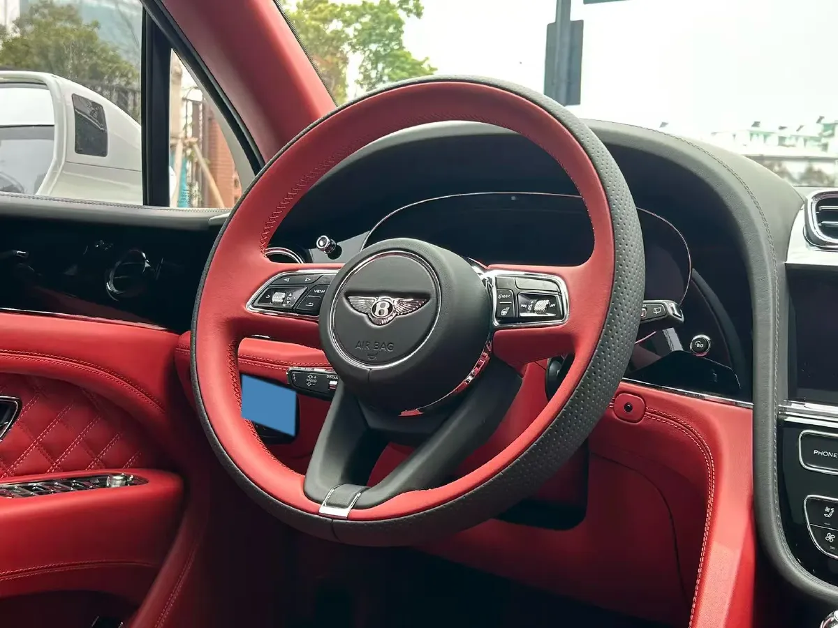 2021 Bentley Bentayga 4.0T 550HP V8 8AT,autocango,china used car exporter,china ev exporter,chinese used car exporter,chinese used ev exporter